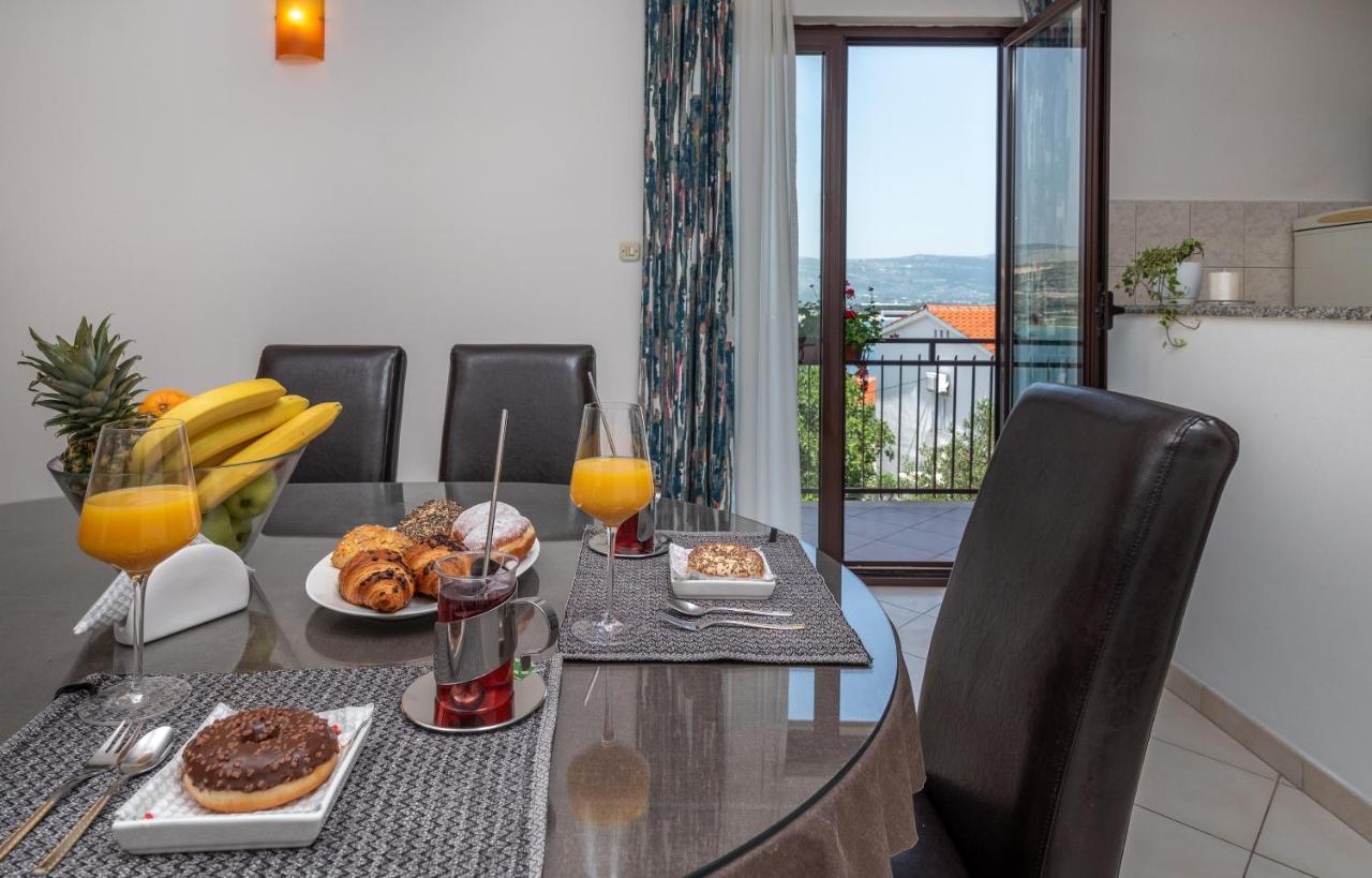 Apartments Bellezza Trogir Extérieur photo